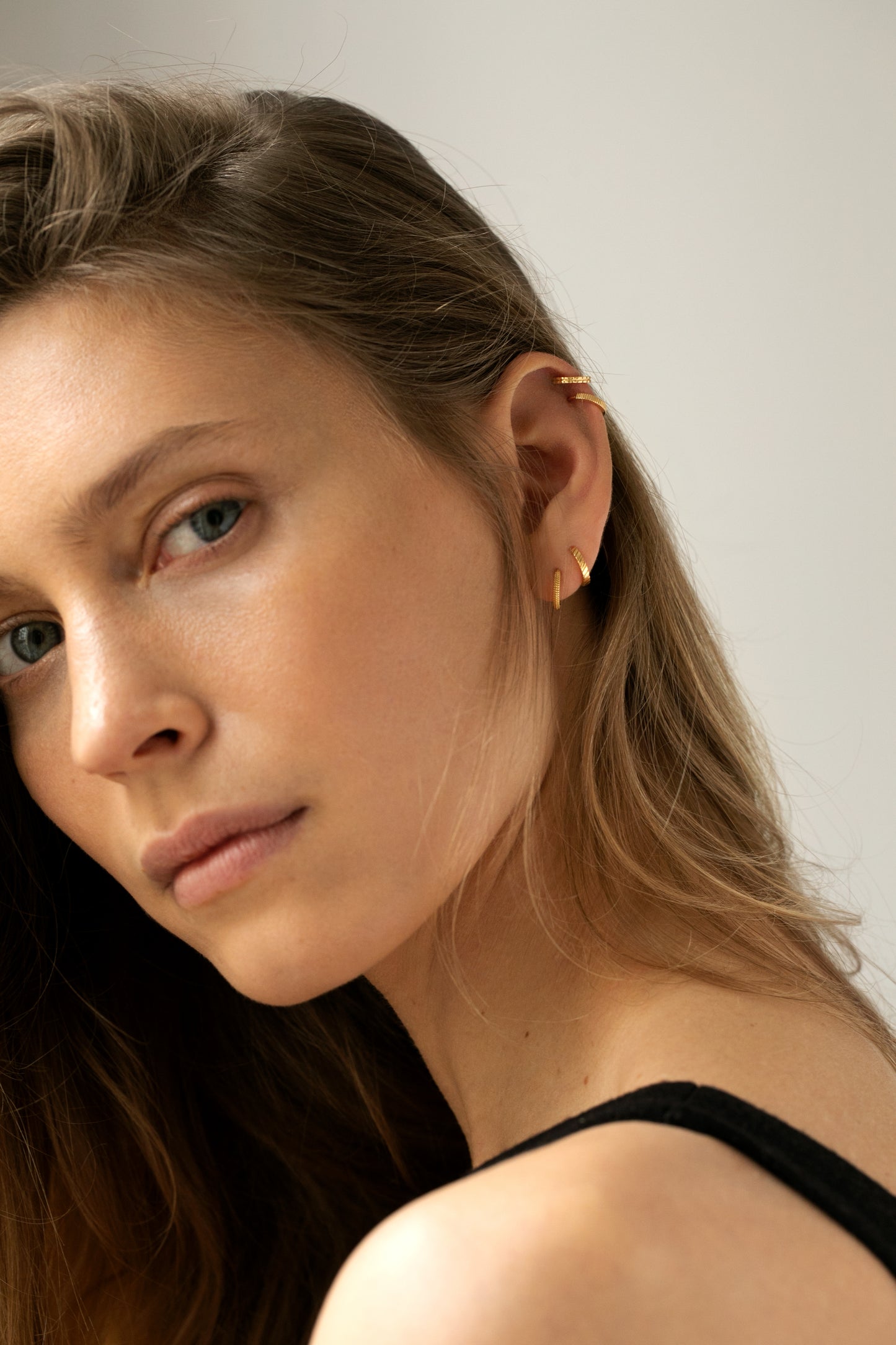 Anagramme "ridges" Ohrringe | Fairmined Gold