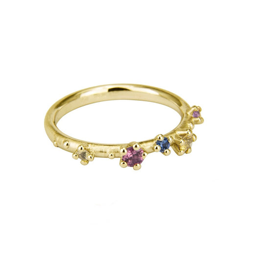 Shine Ring aus nachhaltigen Materialien mit fairen Saphiren