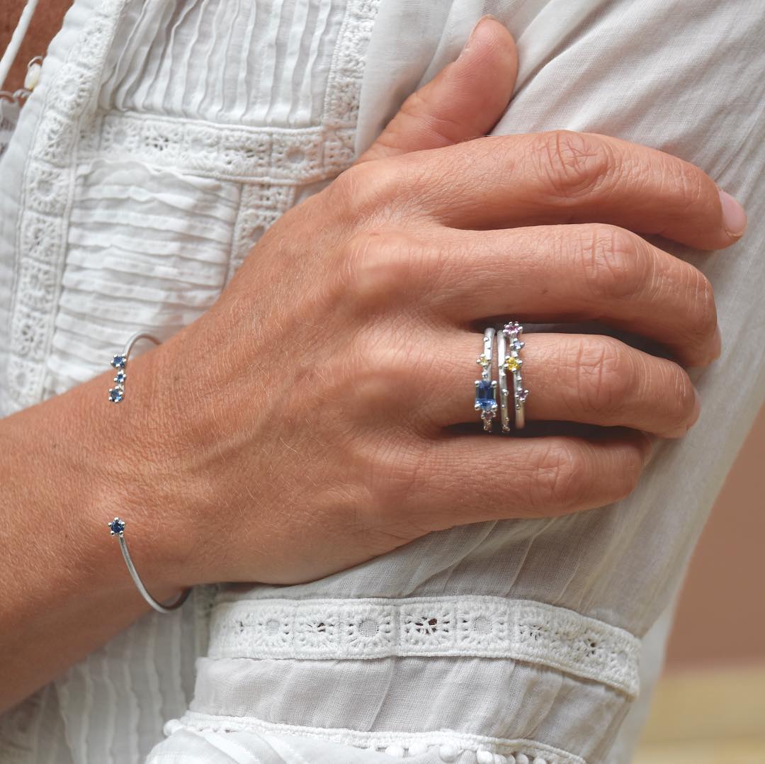 Shine Ring aus nachhaltigen Materialien mit fairen Saphiren