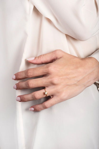 Solitaire 'Carole'| Fairmined Gold