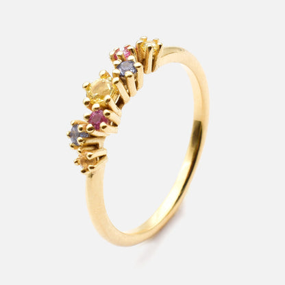 Sparkle Ring mit 7 Saphiren