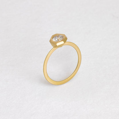 Solitaire 'Carole'| Fairmined Gold
